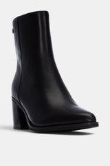 BOTIN LISO NEGRO NICOLE
