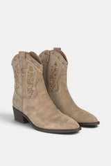 BOTIN TACHUELAS TAUPE PEPA