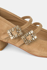 ZAPATO MERCEDES CAMEL BRISA