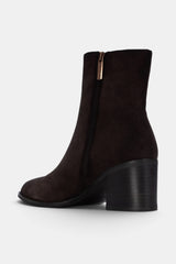BOTIN LISO MARRON NEUS