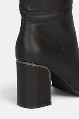 BOTA LISO BLACK TESS